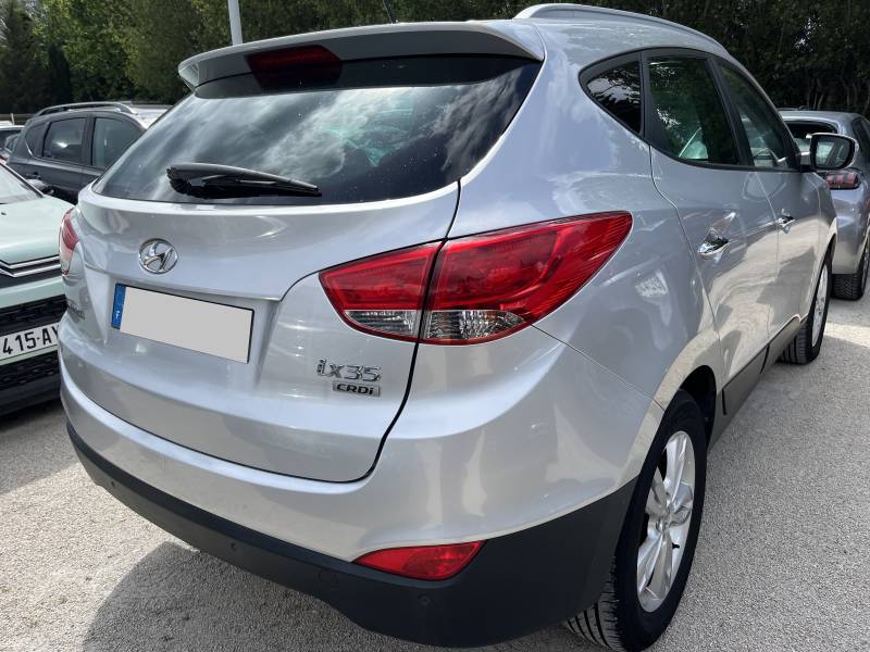Voiture d’occasion HYUNDAI IX 35 2.0 CRDI 135 Premium Pack. BV6. 5p. avec Sièges Semi-Cuir et Radars de Recul ainsi que Sièges Chauffants. Garantie 12 Mois.