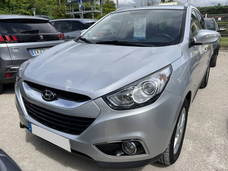 Voiture d’occasion HYUNDAI IX 35 2.0 CRDI 135 Premium Pack. BV6. 5p. avec Sièges Semi-Cuir et Radars de Recul ainsi que Sièges Chauffants. Garantie 12 Mois.