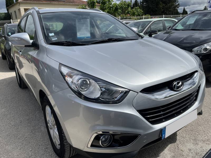 Voiture d’occasion HYUNDAI IX 35 2.0 CRDI 135 Premium Pack. BV6. 5p. avec Sièges Semi-Cuir et Radars de Recul ainsi que Sièges Chauffants. Garantie 12 Mois.