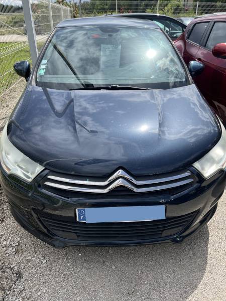 CITROEN C4 II 1.6 HDI 92 Attraction est disponible chez CPM Auto à Avignon, avec un accompagnement professionnel et transparent.