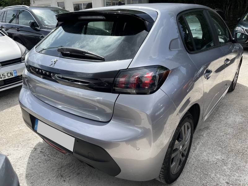 Cette voiture d'occasion Avignon associe confort, sobriété et équipements pratiques avec une présentation soignée et une mécanique reconnue pour sa fiabilité. A CARPENTRAS