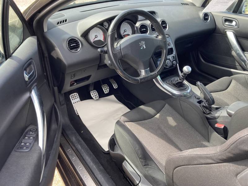 CPM AUTO, votre partenaire de confiance pour l’achat de voitures d’occasion de qualité à :  BEAUCAIRE