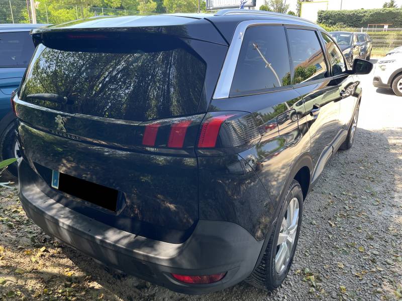 Voiture d’occasion PEUGEOT 5008 II 1.5 Blue HDI 130 Active Business. 7P. EAT 8.  Avec GPS Europe tactile et Caméra de Recul ainsi que Radar AV + AR. Garantie 12 Mois.