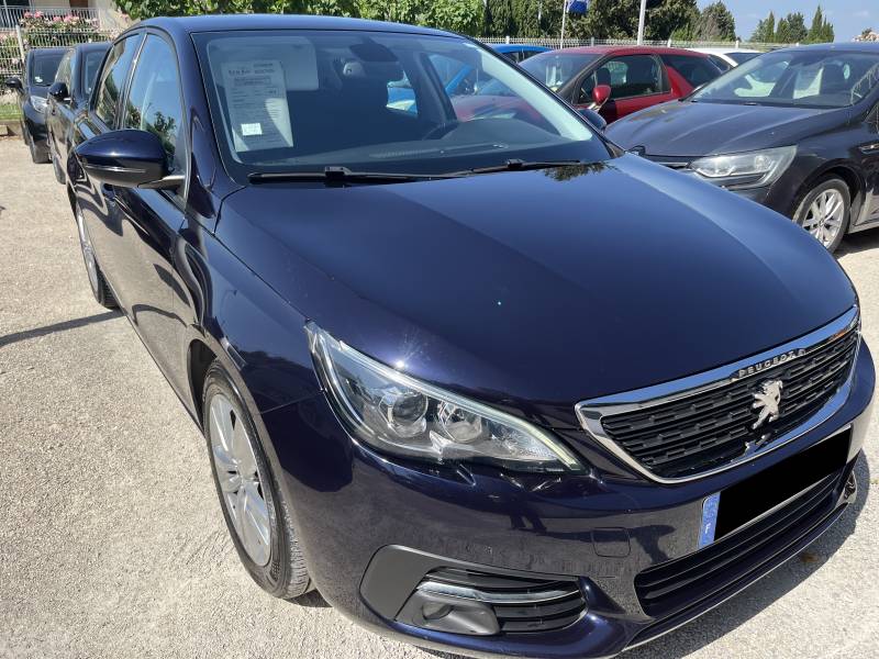 Voiture d’occasion PEUGEOT 308 II Ph2 1.5 Blue HDi 130 Active Business. BV6. 5p. avec GPS Europe  et Régulateur + Limiteur de vitesse ainsi que Radars de Recul. Garantie 12 mois.