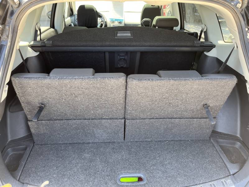 Disponible dans notre garage spécialisé en voiture d'occasion Avignon, ce modèle allie espace, équipements haut de gamme et motorisation performante. A ALES