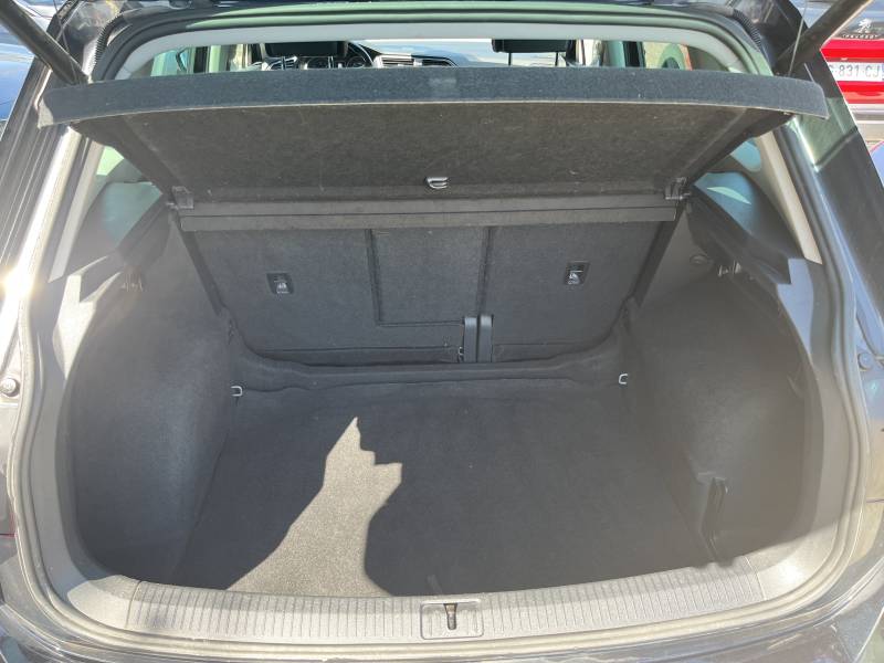 Voiture d’occasion VOLKSWAGEN II 2.0 TDI 150 BlueMotion Confortline Duplex. DSG. 5p. Avec Radar AV + AR et CarPlay ainsi Sièges AV + Volant Chauffants. Garantie 12 Mois.