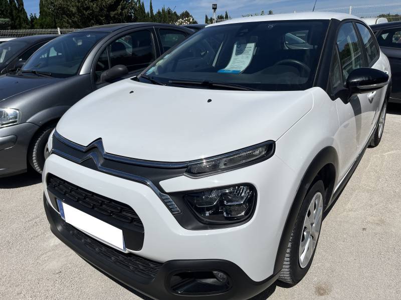 Voiture d’occasion CITROEN C3 III Ph2 1.5 Blue HDI 102 Feel. 5p. 1ère Main. Avec Régulateur de vitesse et Climatisation. Garantie 12 Mois.