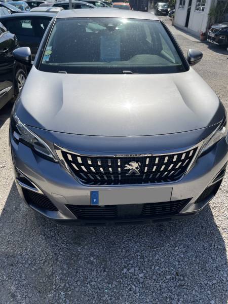 Voiture d’occasion PEUGEOT 3008 II 1.5 BLUE HDI 130 Active Business. BV6. 5p. Avec GPS Europe Tactile et Radars AV + AR + et Lecture des Panneaux ainsi que CarPlay. Garantie 12 Mois.