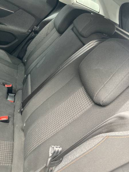 CPM AUTO, votre partenaire de confiance pour l’achat de voitures d’occasion de qualité à : TARASCON