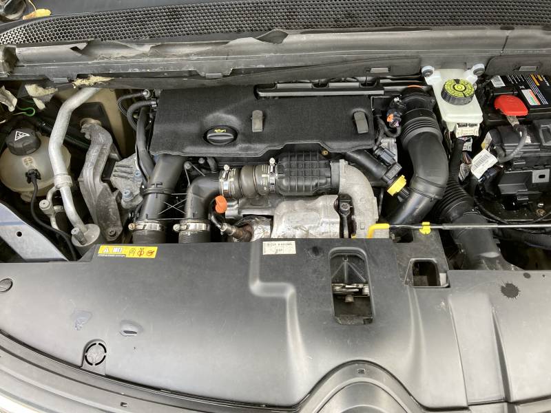 CPM AUTO, votre partenaire de confiance pour l’achat de voitures d’occasion de qualité à : CARPENTRAS
