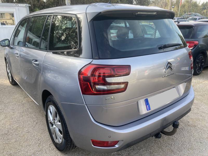 CPM AUTO, votre partenaire de confiance pour l’achat de voitures d’occasion de qualité à : BEAUCAIRE