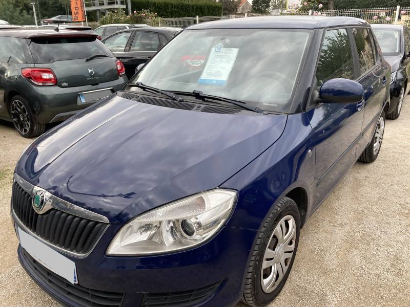 CPM AUTO, votre partenaire de confiance pour l’achat de voitures d’occasion de qualité à : NIMES