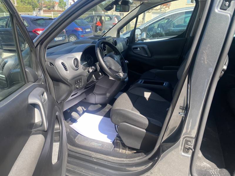 CPM Auto professionnel de la vente de voiture en occasion pas cher vous propose : Voiture d’occasion PEUGEOT PARTNER II Ph 2 1.6 Blue-HDI 120 Outdoor * Garantie 12 mois * PUJAUT