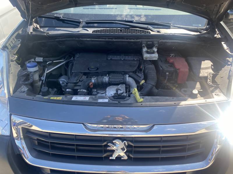 CPM Auto professionnel de la vente de voiture en occasion pas cher vous propose : Voiture d’occasion PEUGEOT PARTNER II Ph 2 1.6 Blue-HDI 120 Outdoor * Garantie 12 mois * NIMES