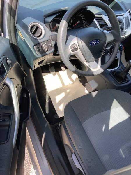 CPM AUTO, votre partenaire de confiance pour l’achat de voitures d’occasion de qualité à :  CARPENTRAS