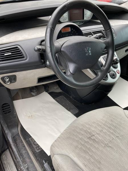CPM AUTO, votre partenaire de confiance pour l’achat de voitures d’occasion de qualité à :  BEAUCAIRE