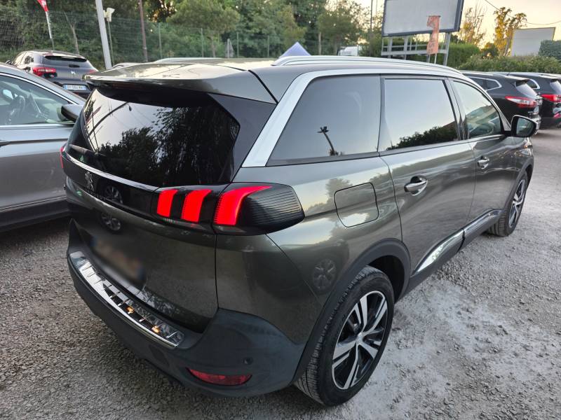 PEUGEOT 5008 II 1.5 BLUE HDI 130 Allure Business. BV6. 7Places. Révisé et Garanti 12 Mois