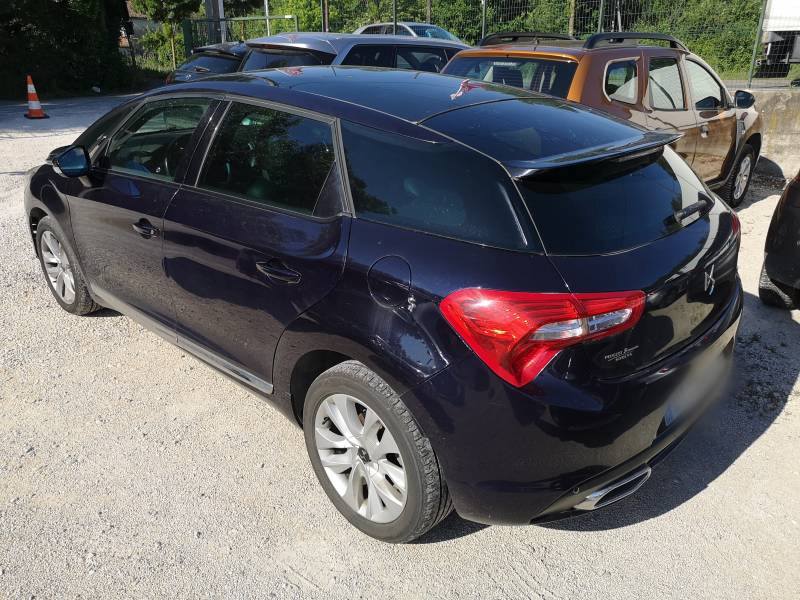 DS5 1.6 Blue HDI 120 So Chic 5p. BV6. Révisée et Garantie 12 Mois