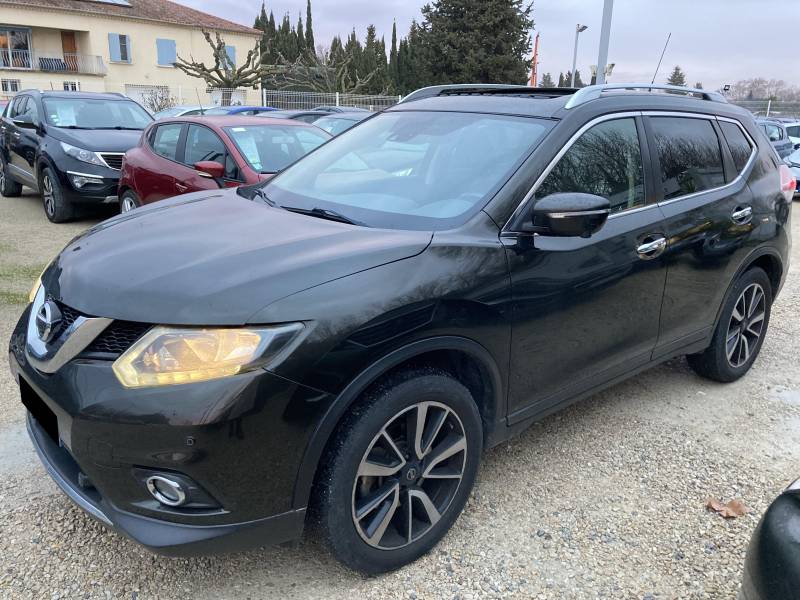 Voiture d’occasion NISSAN X-TRAIL 1.6 DCI 130 Tekna. BV6. 7P. avec Hayon Motorisé et Radars AV + AR ainsi que Toit Ouvrant panoramique et puis 4 Caméra 360°. Garantie 12 Mois.