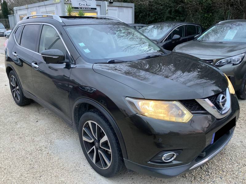 Voiture d’occasion NISSAN X-TRAIL 1.6 DCI 130 Tekna. BV6. 7P. avec Hayon Motorisé et Radars AV + AR ainsi que Toit Ouvrant panoramique et puis 4 Caméra 360°. Garantie 12 Mois.