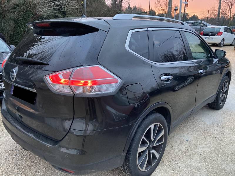 voiture d’occasion NISSAN QASHQAI II 1.6 DCI 130 Tekna. A ORANGE