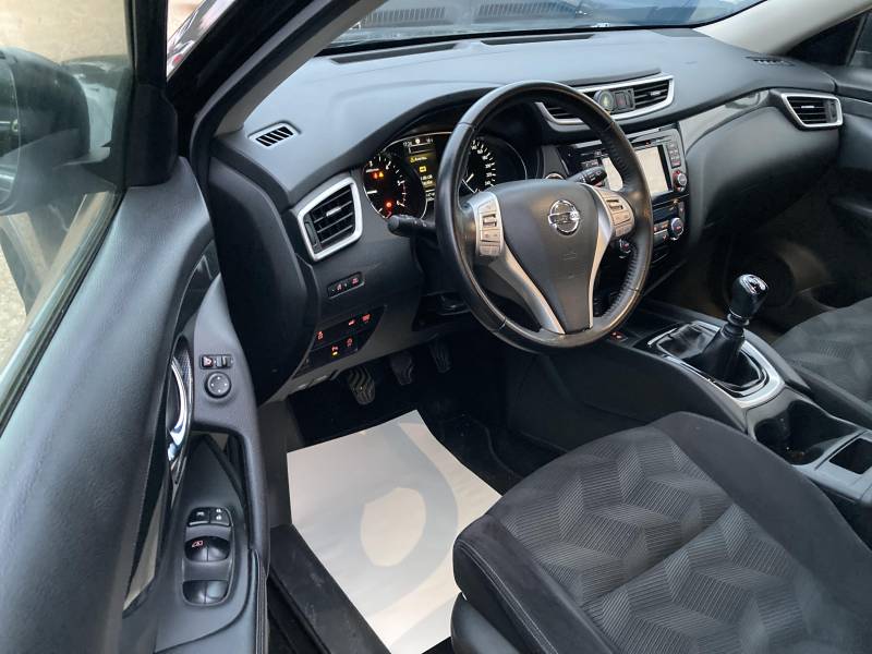 Contactez-nous dès aujourd’hui pour découvrir cette voiture d’occasion NISSAN QASHQAI II dans notre garage à Avignon.