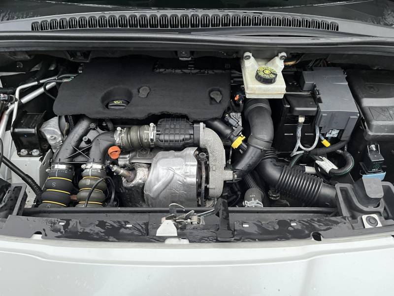 CPM AUTO, votre partenaire de confiance pour l’achat de voitures d’occasion de qualité à :  ORANGE