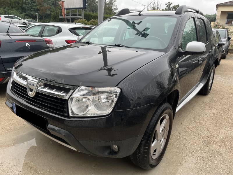 Voiture d’occasion DACIA DUSTER I 1.5 DCI 110 Prestige. BV6. 5p. avec Climatisation et Sièges en Cuir. Garantie 12 Mois.